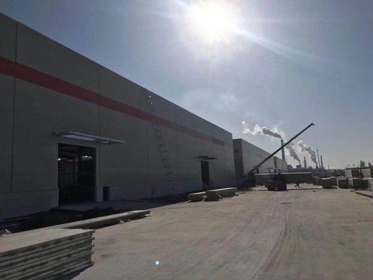 مستودع هيكل فولاذي مجلفن بالغمس الساخن مع لوحة شطيرة