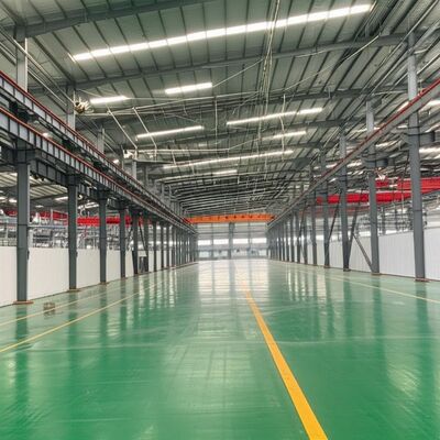 ورشة عمل من الفولاذ المجهز من قبل عالية الكثافة مع مقاومة النار من الفئة A وعمر الخدمة أكثر من 50 عامًا